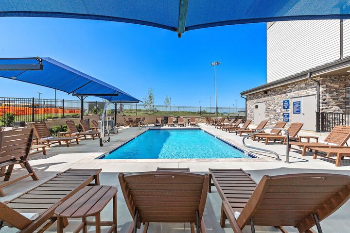 Pool 29 of 105