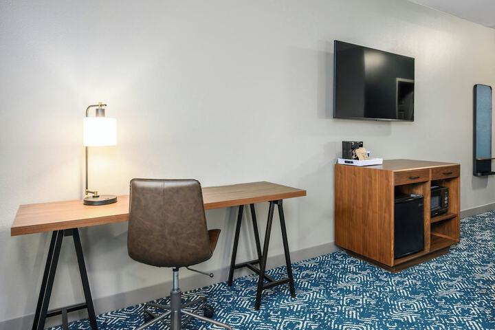 Four Points by Sheraton Bedford Manchester Airport
