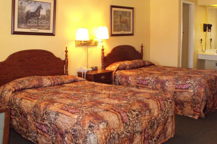 Room 25 of 32