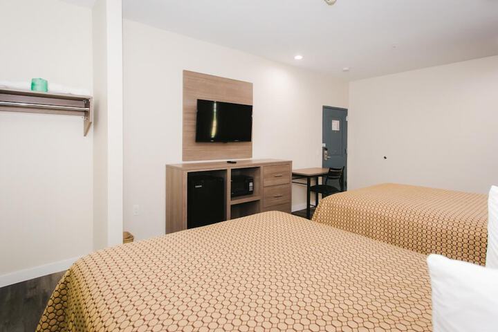 Room 42 of 57