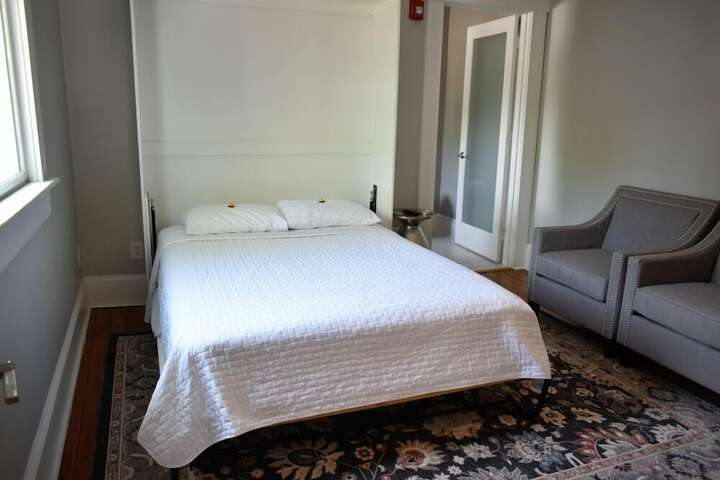 Room 26 of 43