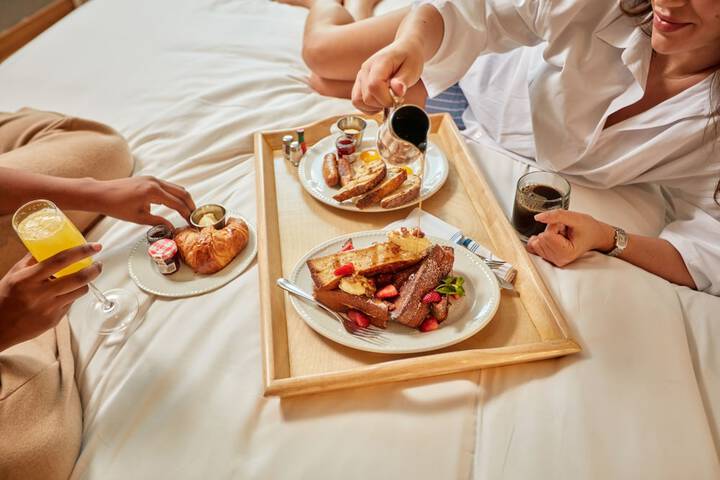 Breakfast/Coffee Service 44 of 64