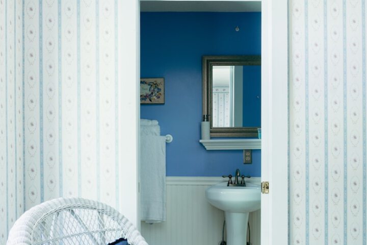 Room 15 of 25