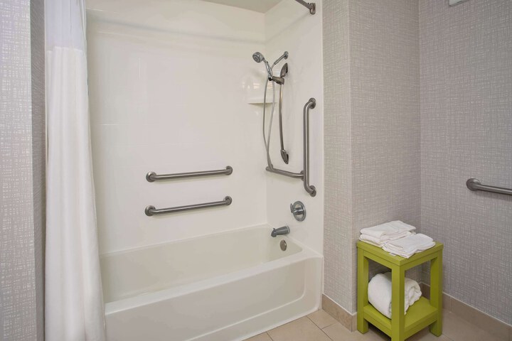 Hampton Inn & Suites Athens-I-65 (Huntsville Area)