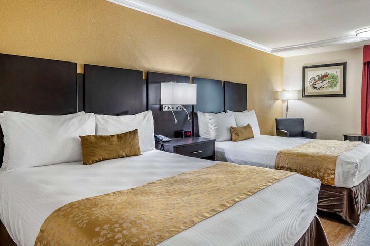 Room 20 of 32