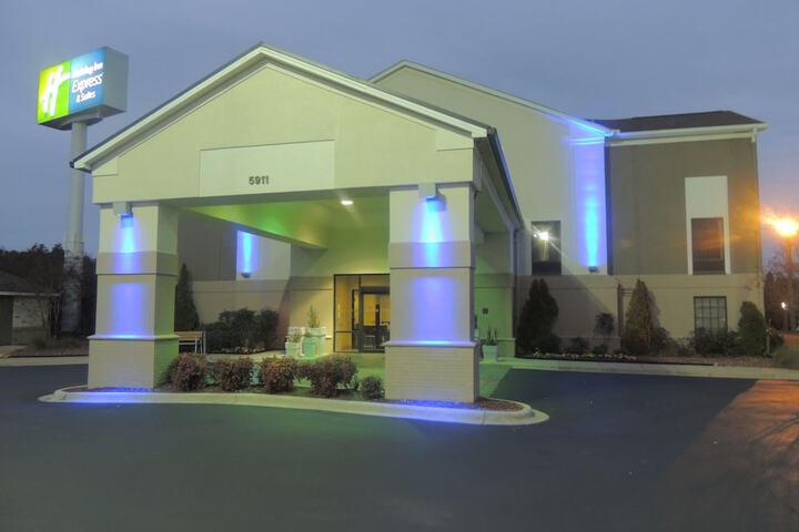 Hotel 3 of 88