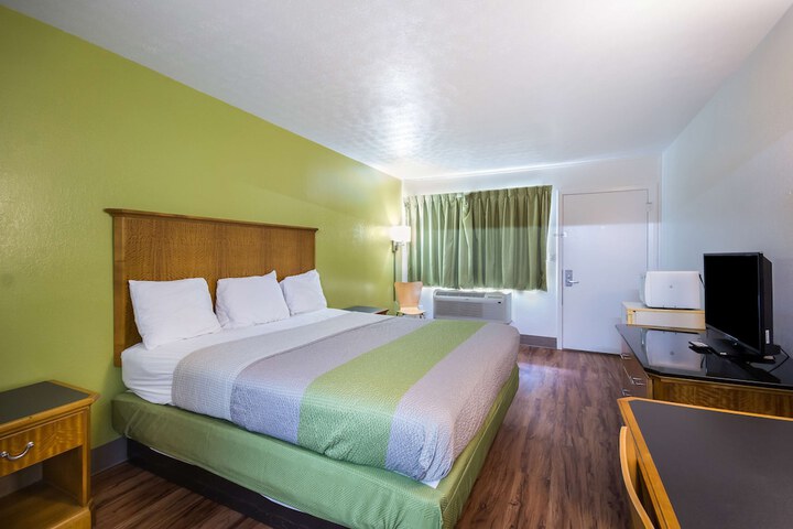Motel 6 Parkersburg WV