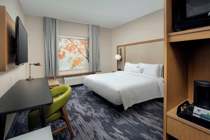 Room 19 of 27
