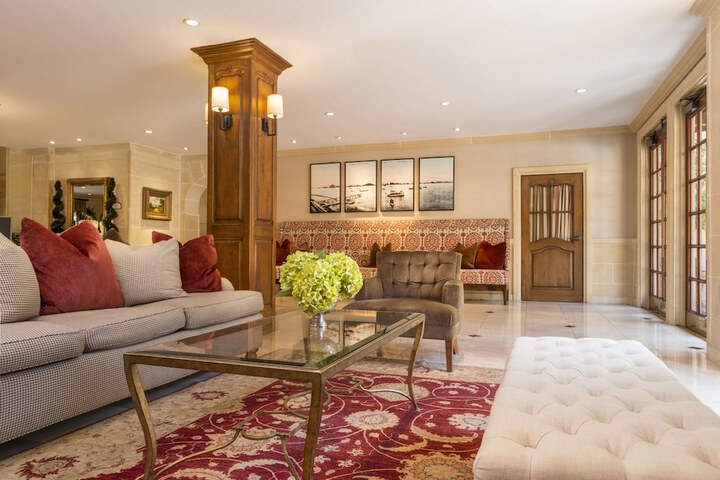 Ayres Hotel Costa Mesa / Newport Beach