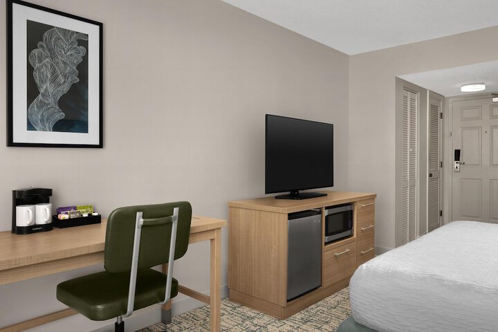 Homewood Suites by Hilton Raleigh / Cary
