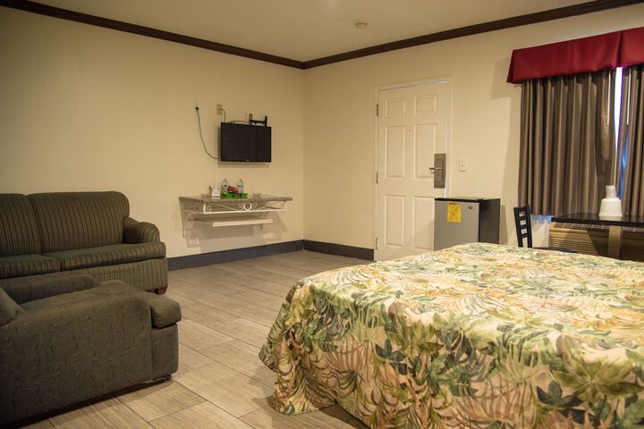 Room 51 of 67