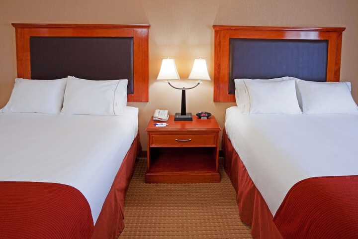 Room 21 of 36
