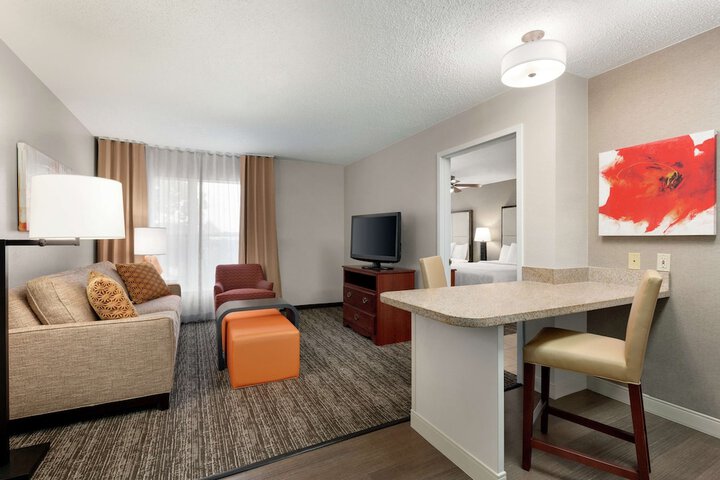 Room 16 of 31