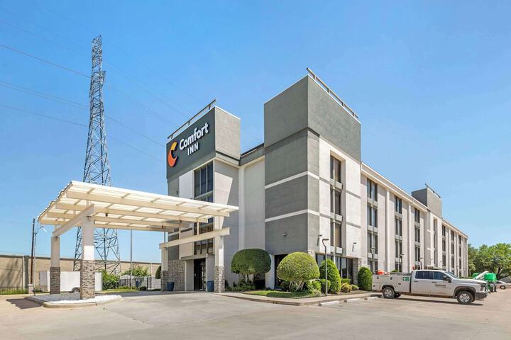 Hotel 3 of 40