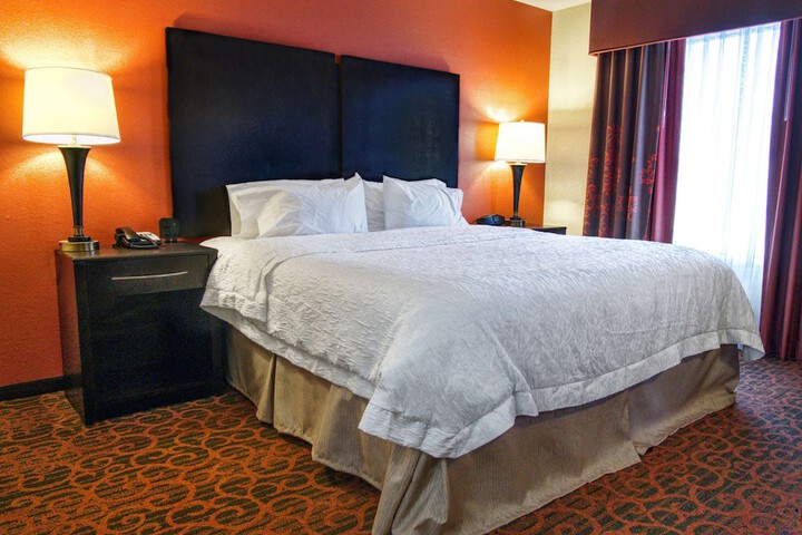 Room 8 of 32