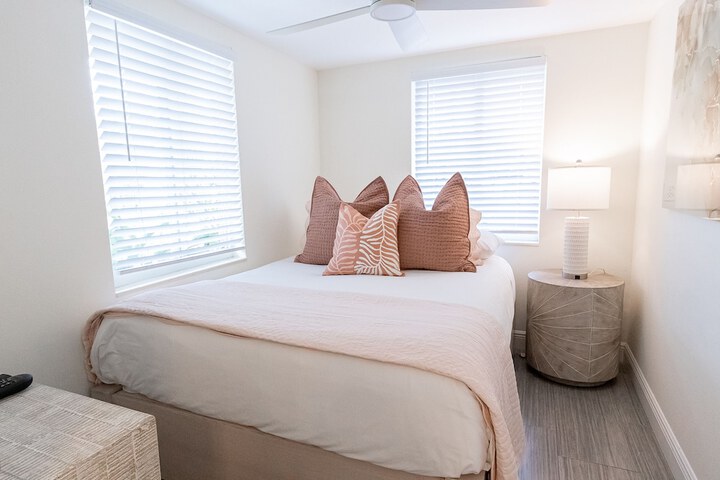 Siesta Key Beachside Villas
