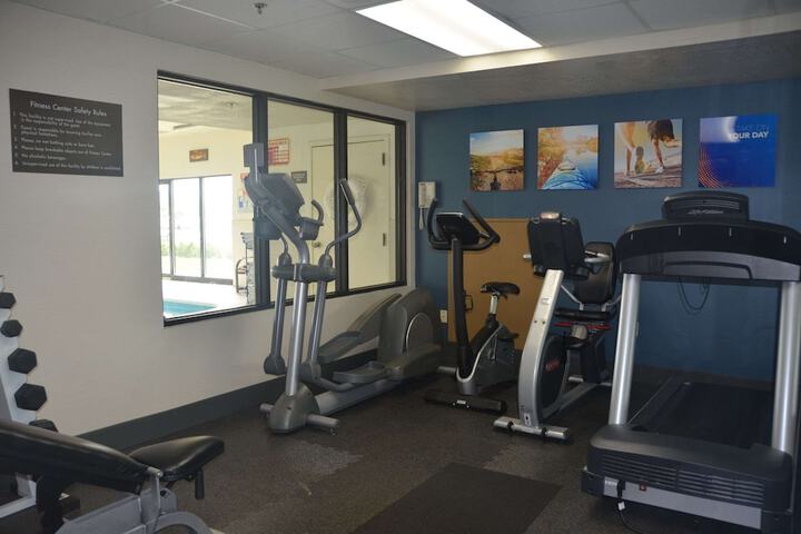 Comfort Inn & Suites Maumee - Toledo (I80-90)