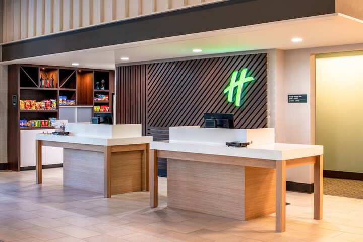 Hotel 5 of 42