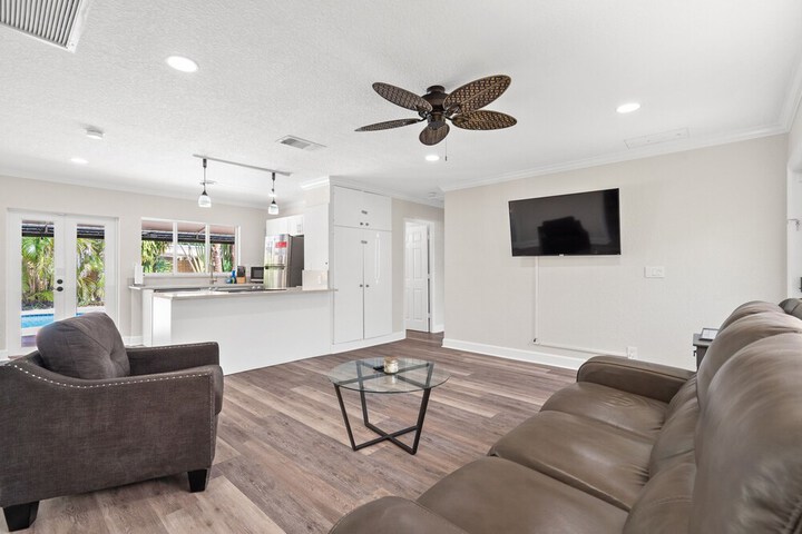 Wills Off Wilton Drive Pool Villa by Opus