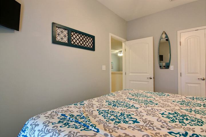 Room 11 of 29