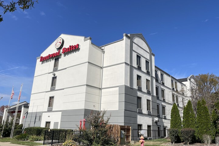 Brentwood Suites Nashville an Ascend Collection Hotel