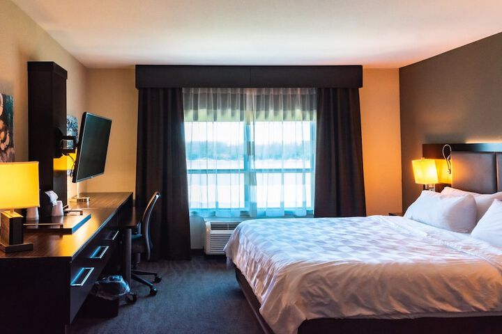 Room 47 of 95