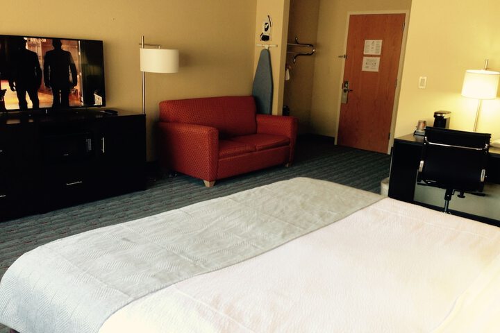 Room 16 of 42