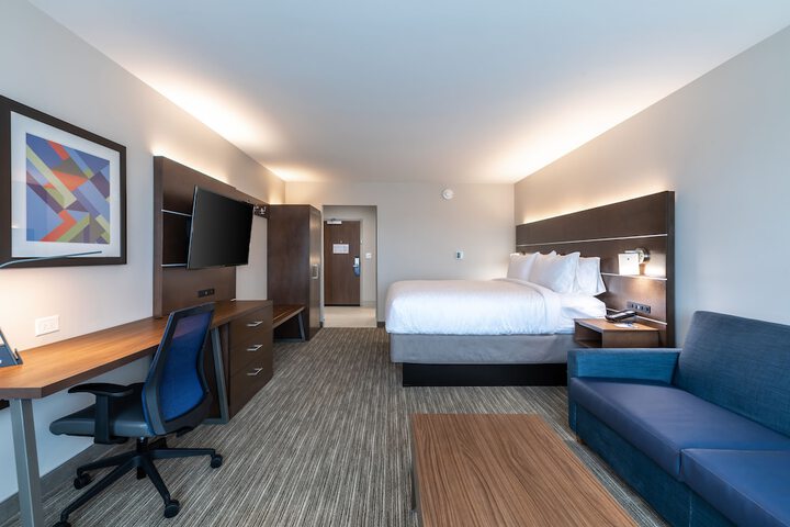 Room 19 of 42
