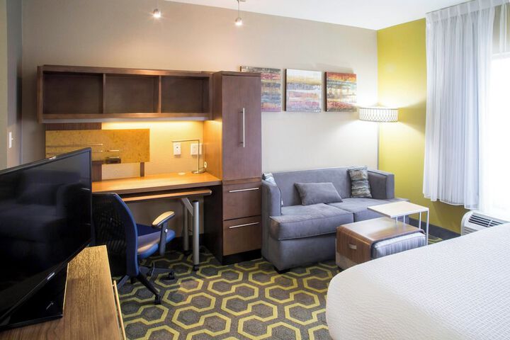 Room 30 of 40