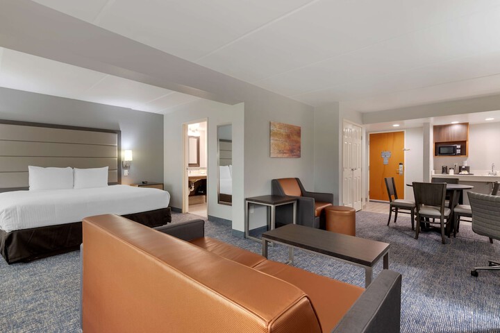 Room 26 of 37