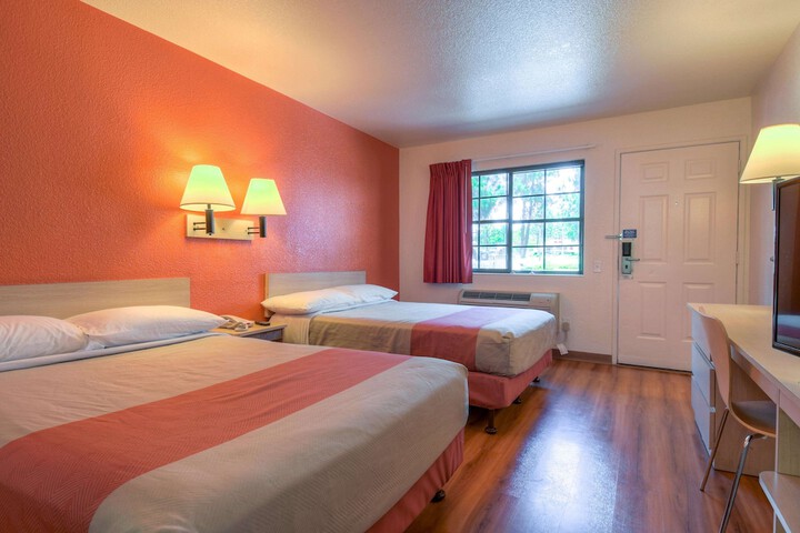 Motel 6 San Dimas CA - Los Angeles