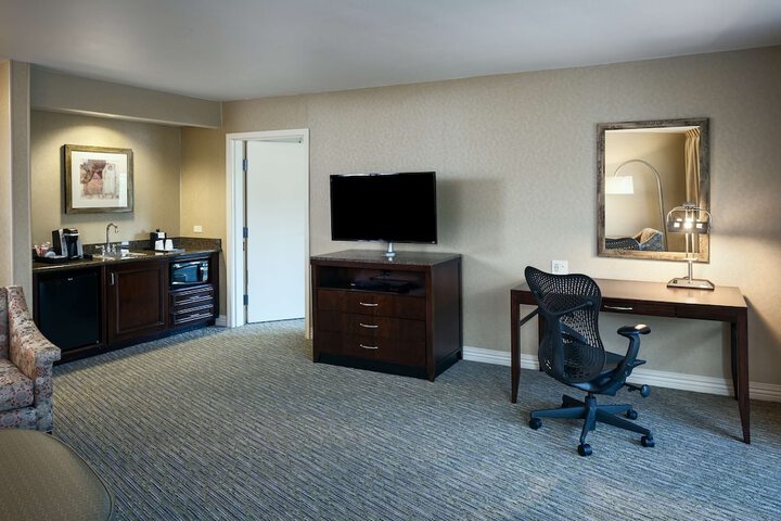 Room 15 of 51
