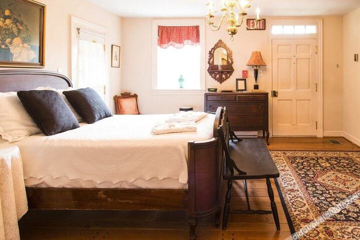 Inn at Stone Manor