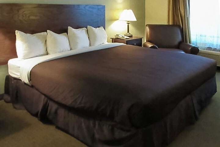 Quality Inn Winder