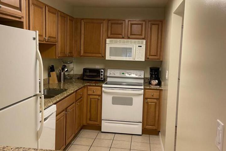 Wander Residence Condo near Fort DeSoto