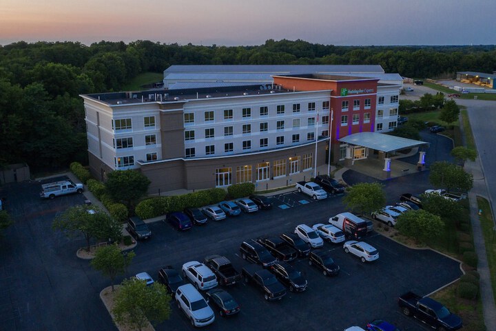 Hotel 2 of 42