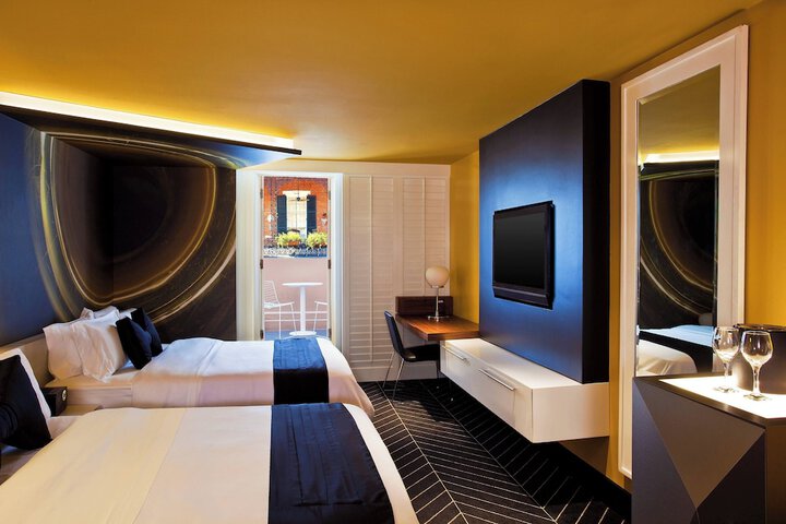 Room 21 of 100