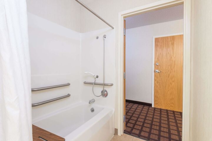 Microtel Inn & Suites by Wyndham Uncasville Casino Area
