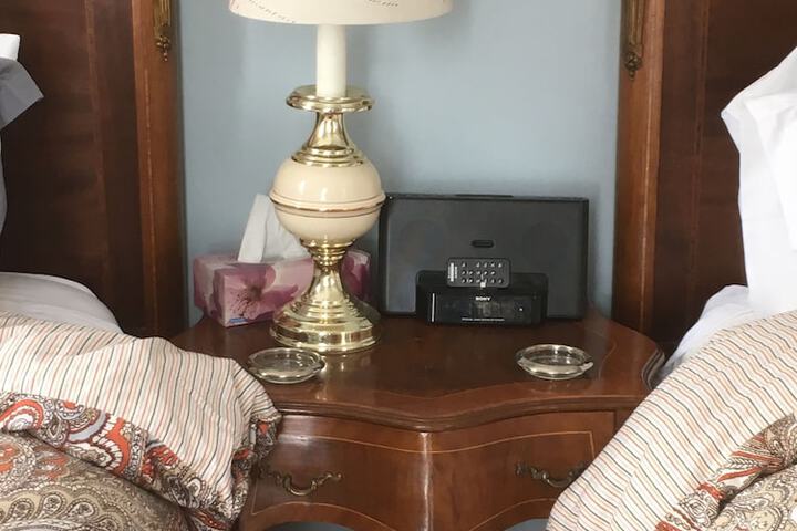 Auberge Chesleys Inn