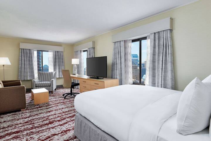 DoubleTree by Hilton Philadelphia Center City