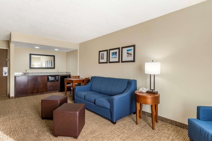 Room 26 of 42