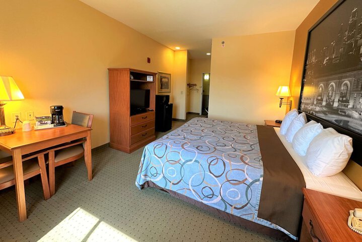 Room 27 of 56