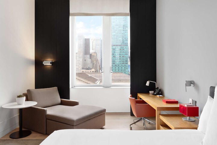 Room 41 of 64