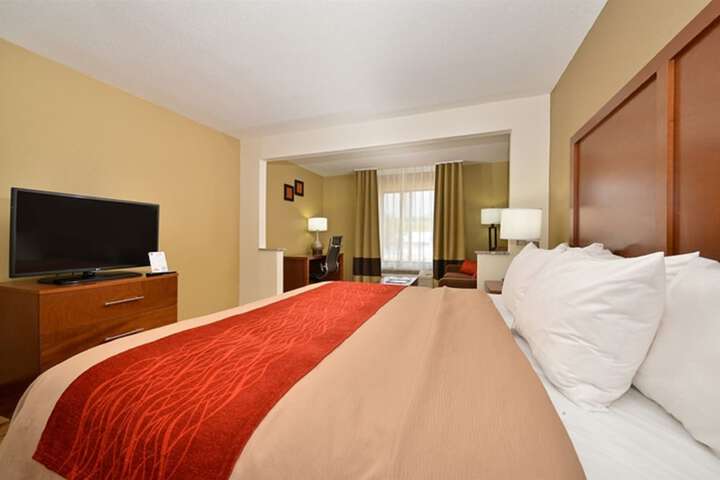 Room 44 of 90