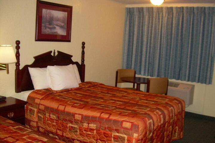 83 motel