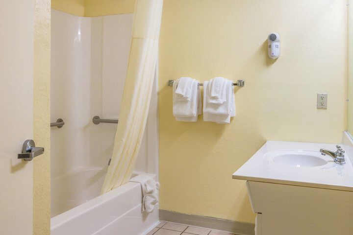 Americas Best Value Inn Clayton