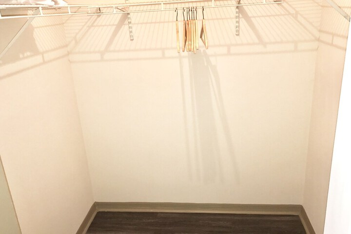 Sawgrass Mall Apartment 2