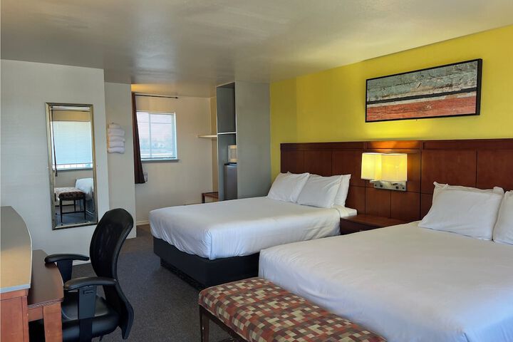 Room 17 of 36