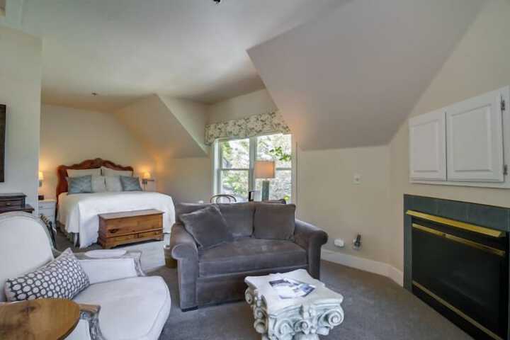 Winchester Inn