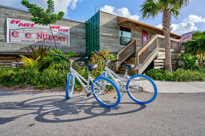 Aqua Lodge Rentals at Coconut Cay